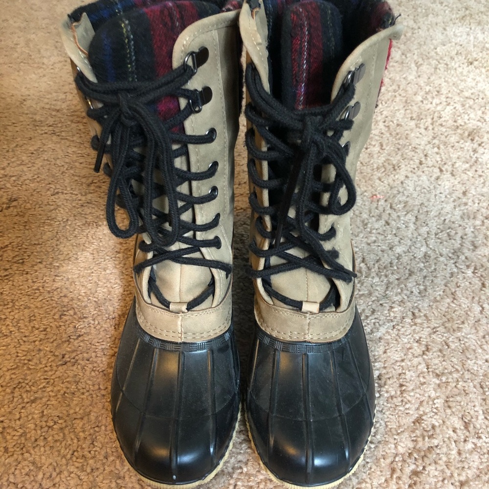 Winter boots